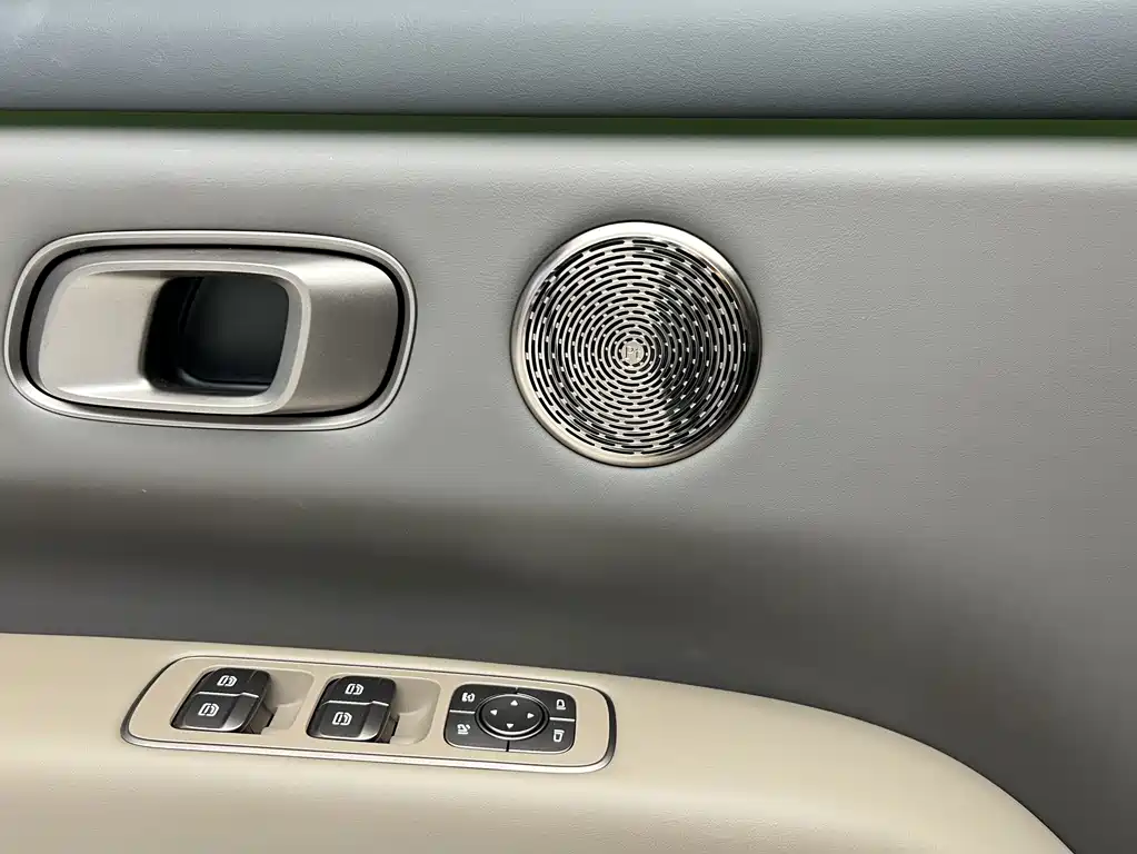 Li Auto Li i6 — миниатюра 11