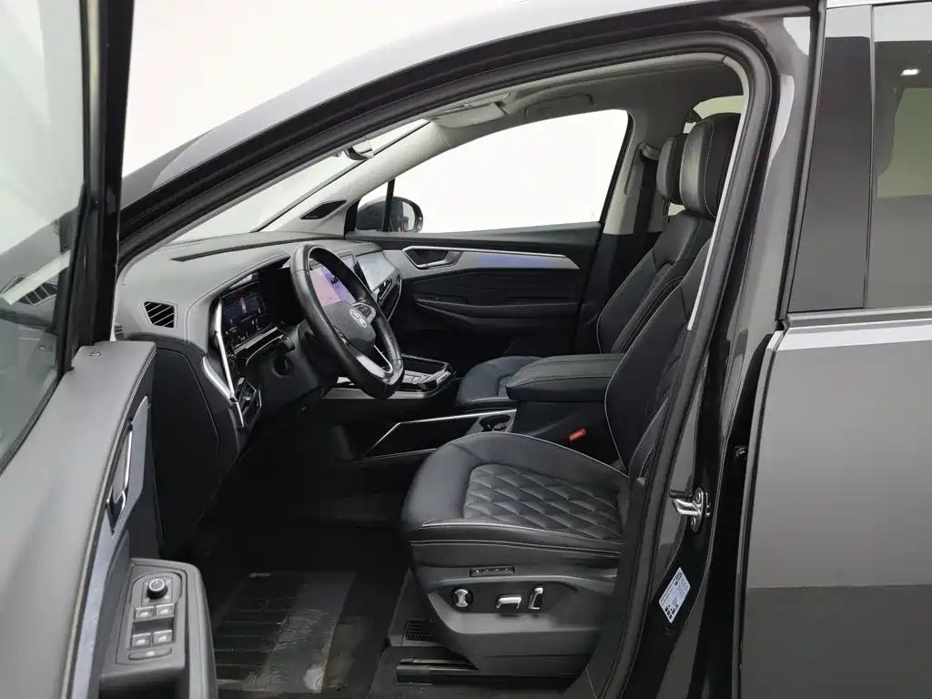 Volkswagen Talagon — миниатюра 10