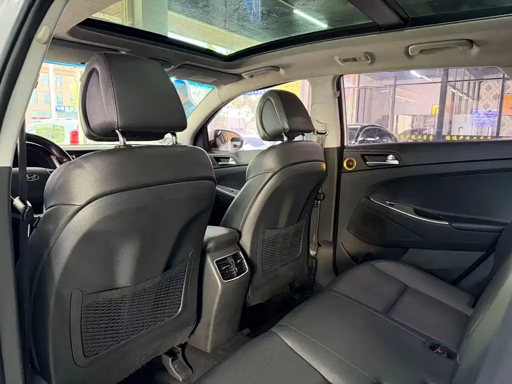 Hyundai Tucson — миниатюра 8