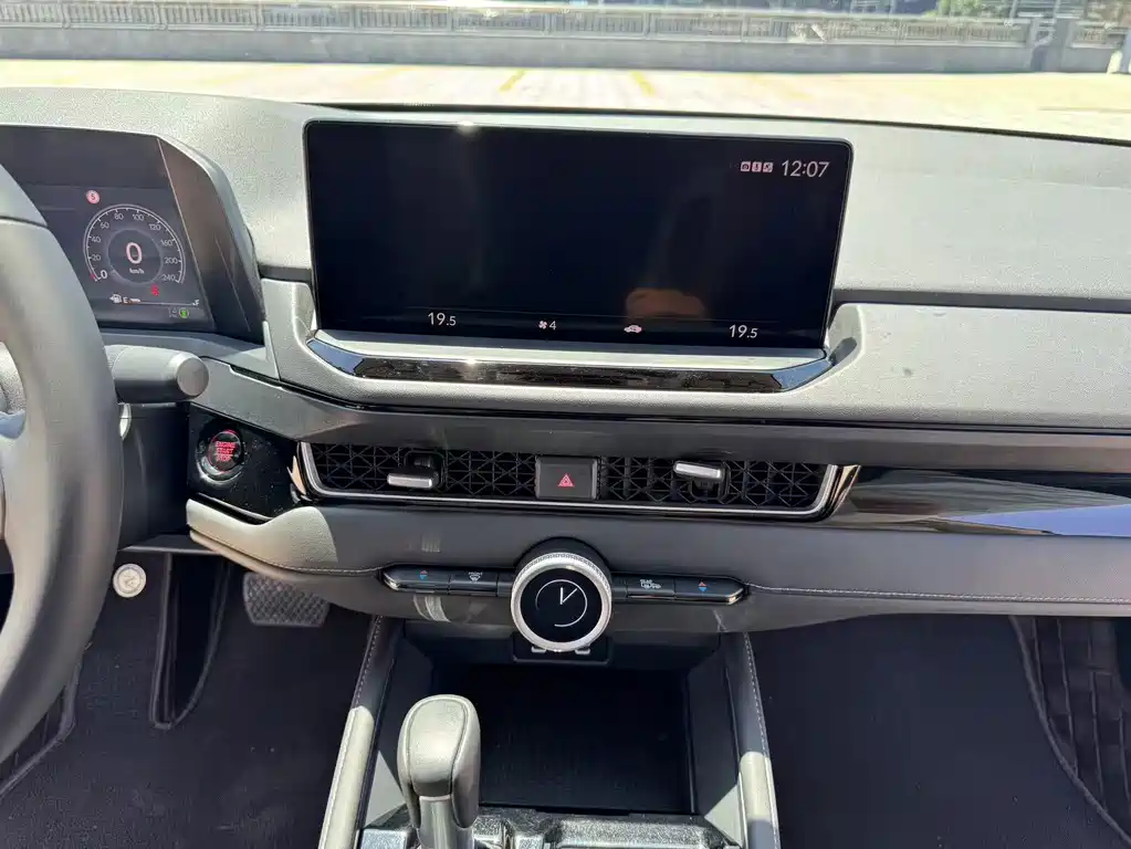 Honda Inspire — миниатюра 32