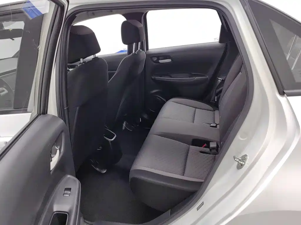 Honda Fit — миниатюра 15