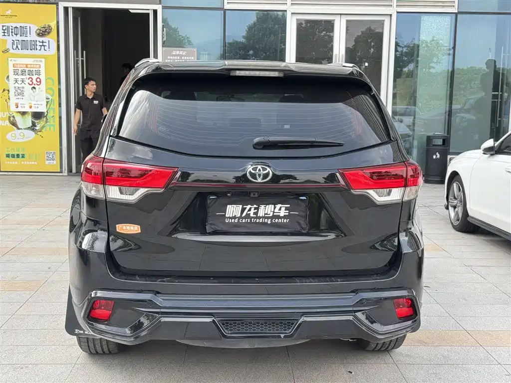 Toyota Highlander — миниатюра 8