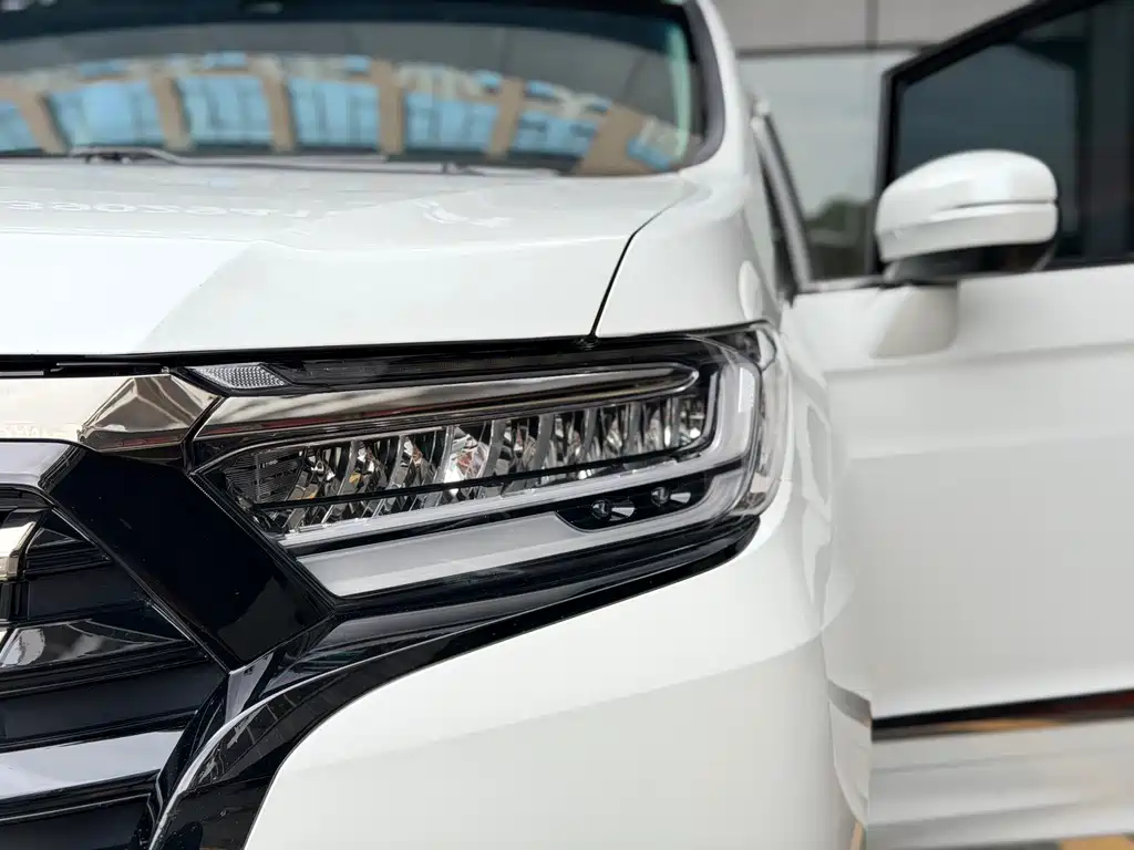 Honda Elysion — миниатюра 4