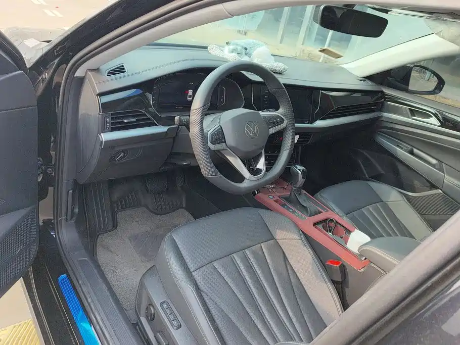 Volkswagen Passat — миниатюра 12