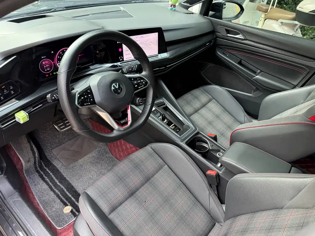 Volkswagen Golf GTI — миниатюра 20