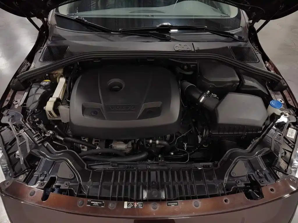 Volvo S60 — миниатюра 6