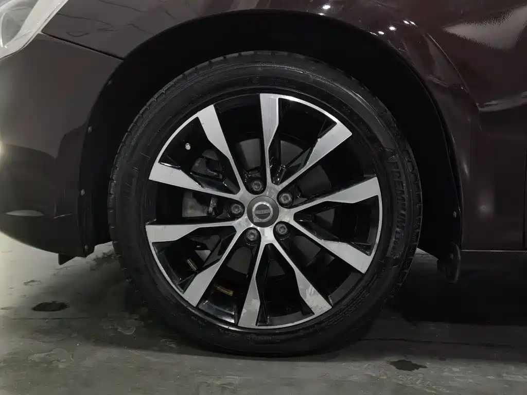 Volvo S60 — миниатюра 17