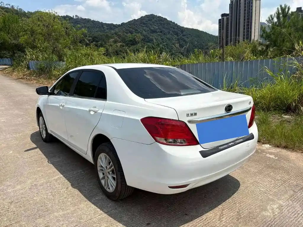 BYD e5 — миниатюра 9