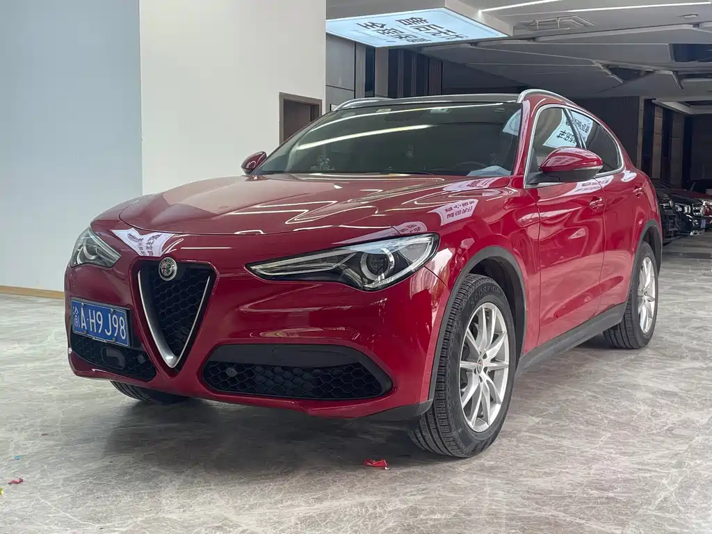 Alfa Romeo Stelvio 2019