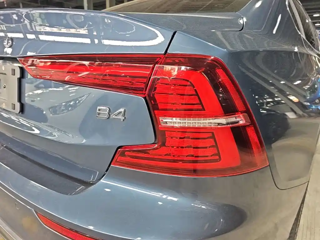 Volvo S60 — миниатюра 8