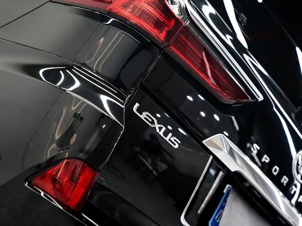Lexus LX — миниатюра 14