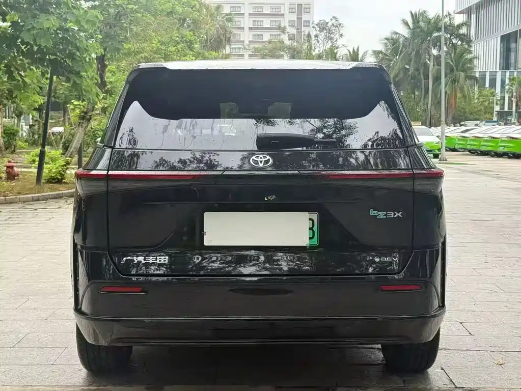 Toyota bZ3X 3X 2025 520 Pro