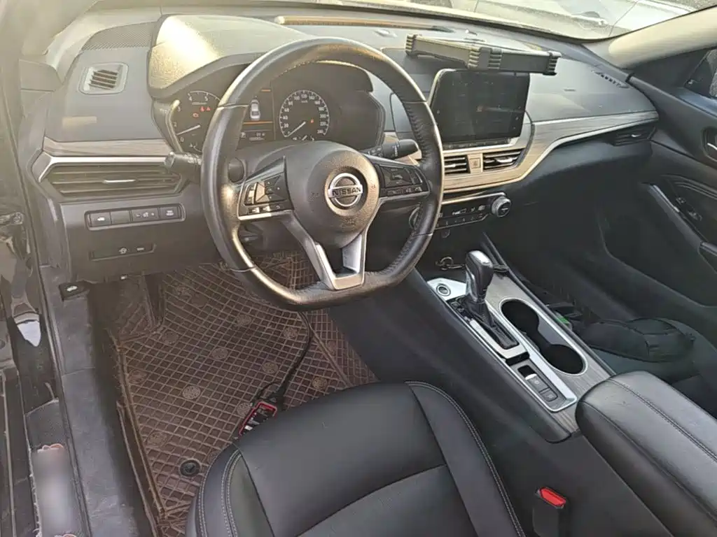 Nissan Teana — миниатюра 10