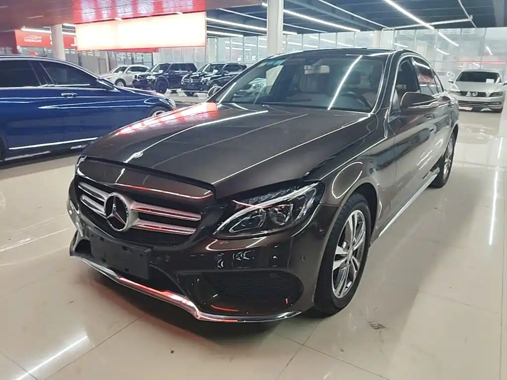Mercedes-Benz C-Class — миниатюра 2