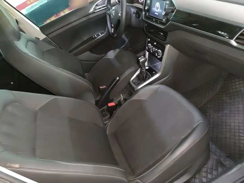 Volkswagen T-Cross — миниатюра 25