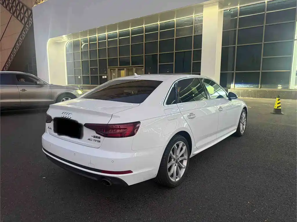 Audi A4L — миниатюра 5