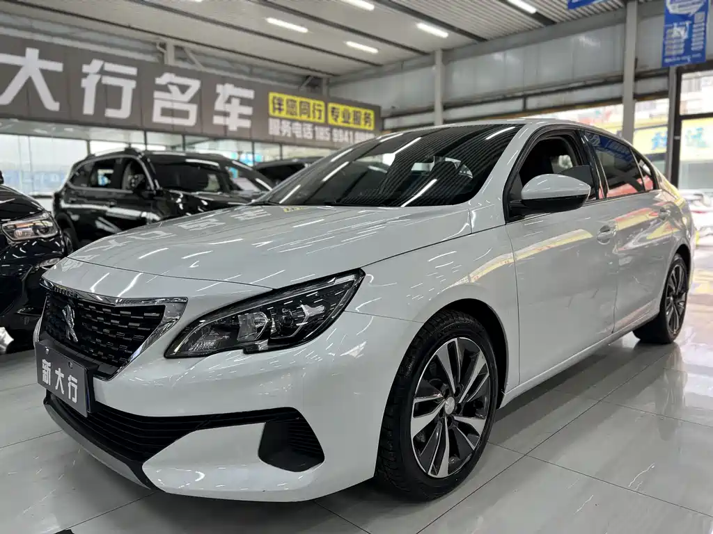 Peugeot 408 2020