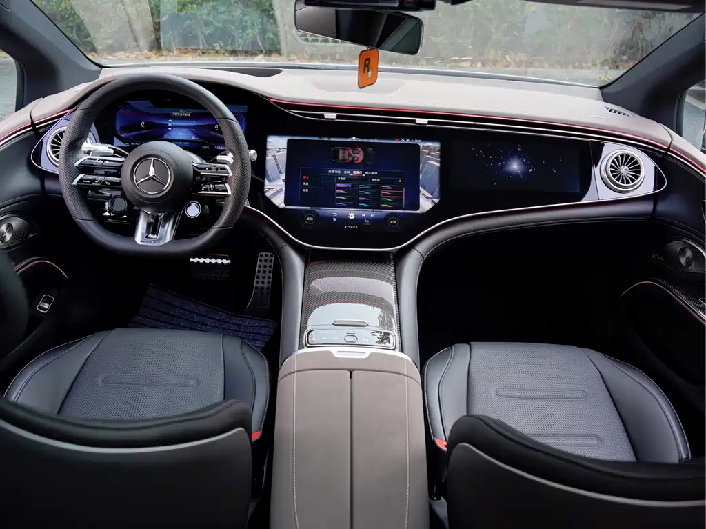 MERCEDES-BENZ EQS AMG