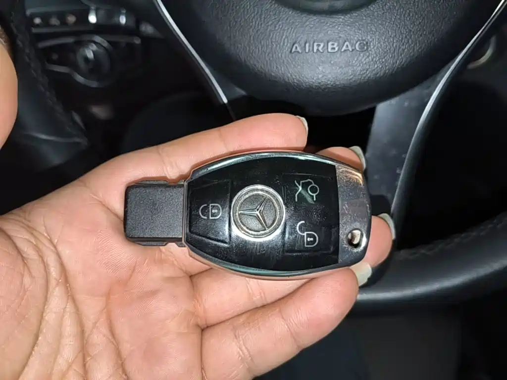 Mercedes-Benz GLC — миниатюра 9