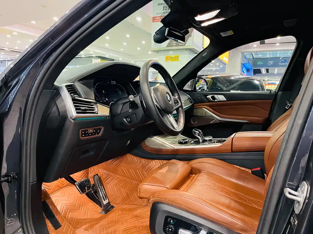 BMW X7 2020 xDrive40i Executive M Sport