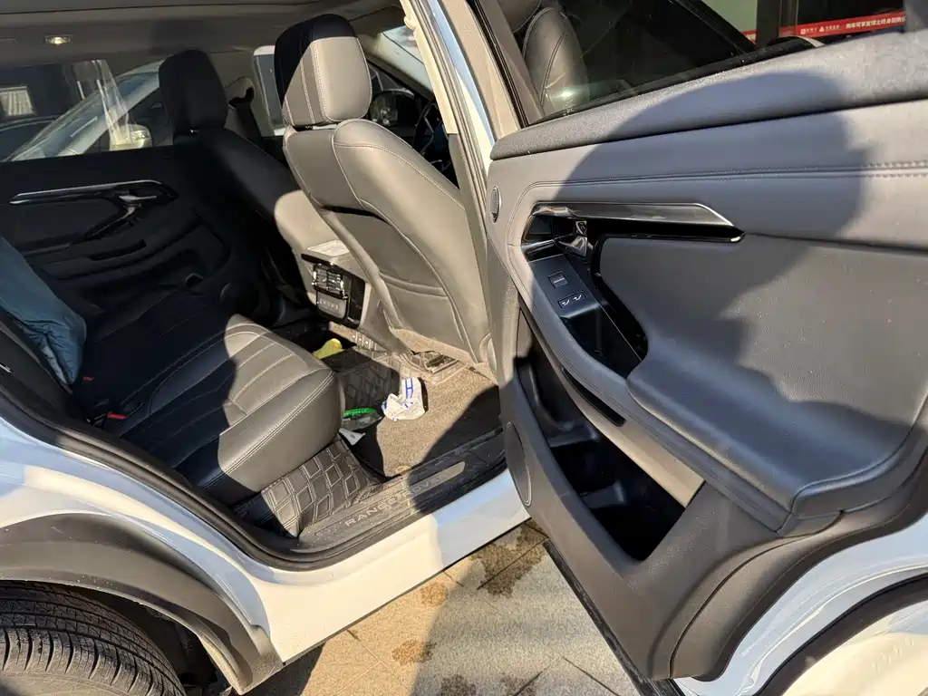 LAND ROVER RANGE ROVER AURORA