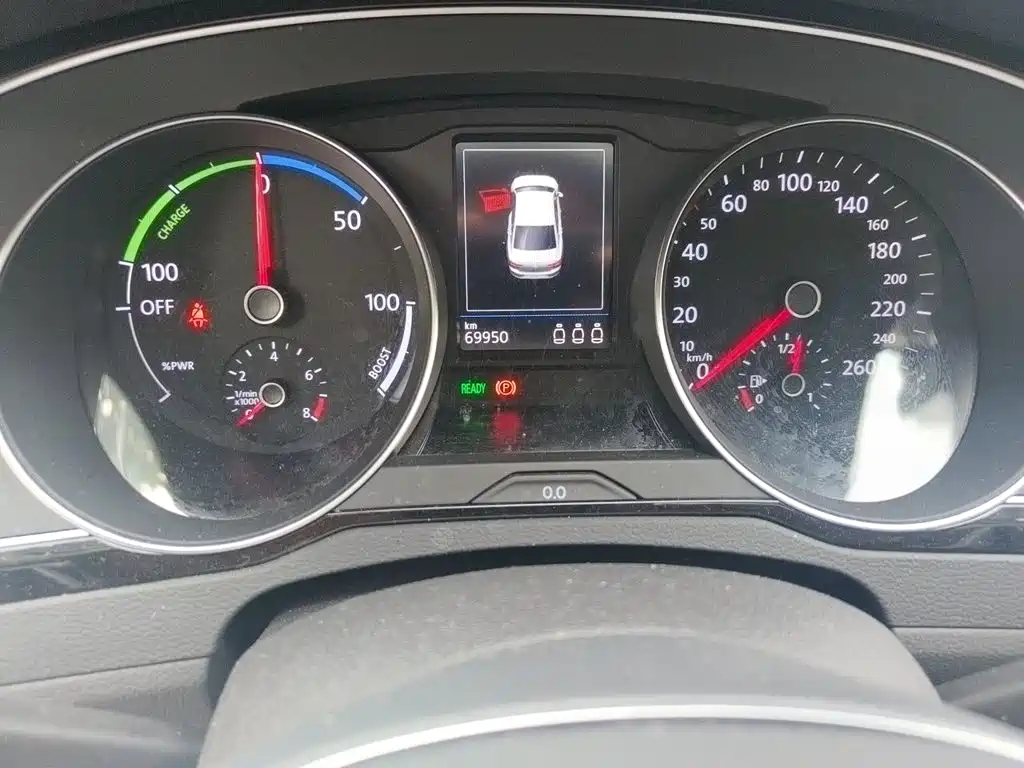 Volkswagen Magotan PHEV — миниатюра 8
