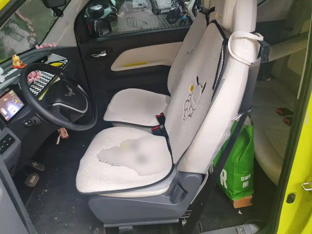 Wuling MINIEV — миниатюра 11