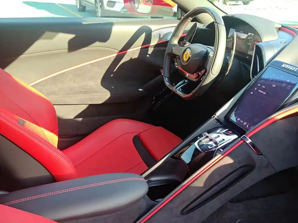Ferrari Roma 2020 3.9T V8