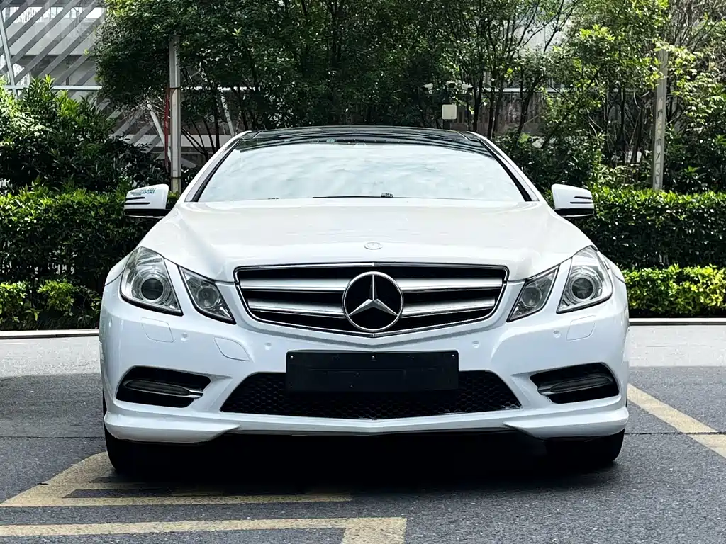 Mercedes-Benz E-Class E 2012 E 200 CGI Coupe