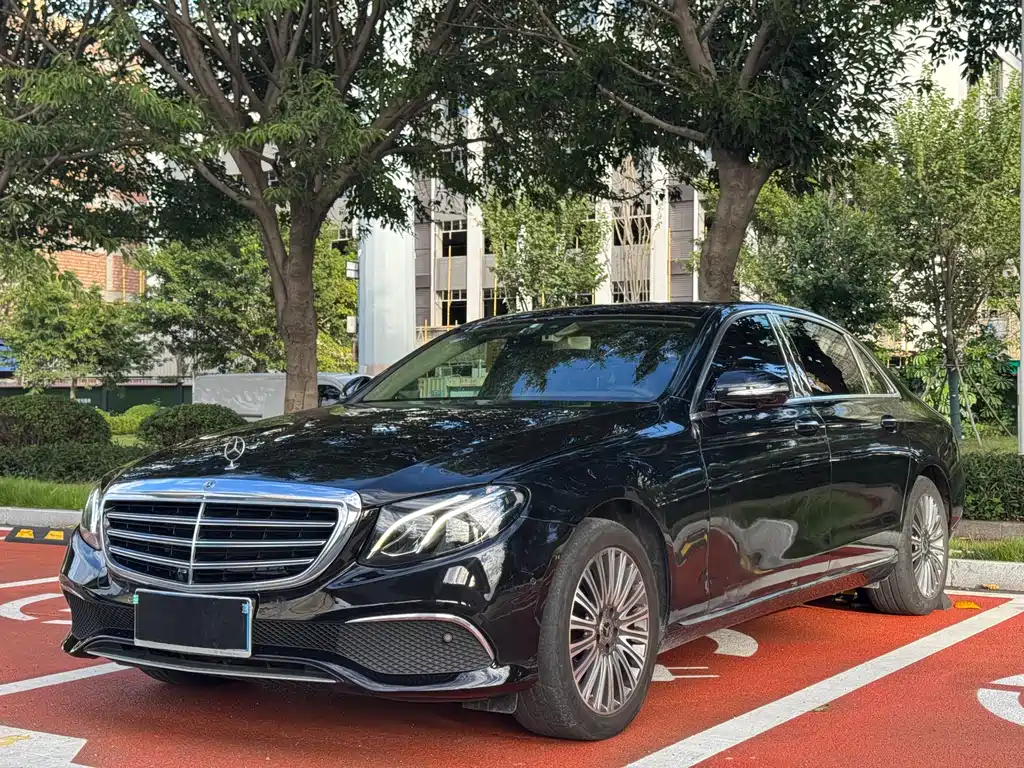 MERCEDES-BENZ  E CLASS