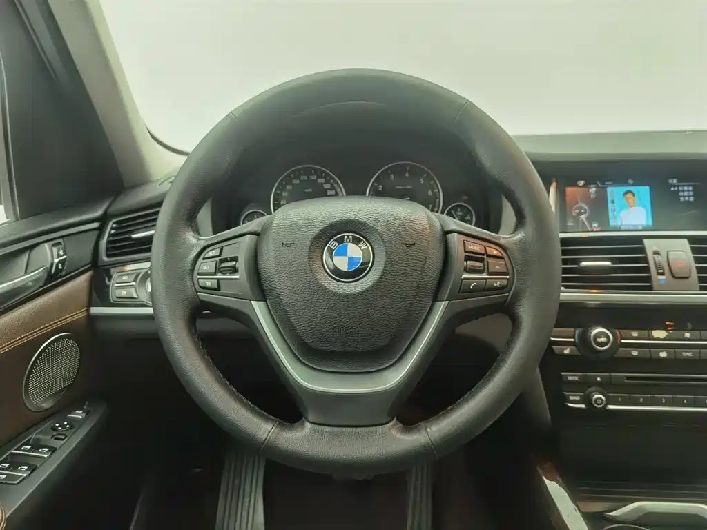 BMW X3 (Import) — миниатюра 11