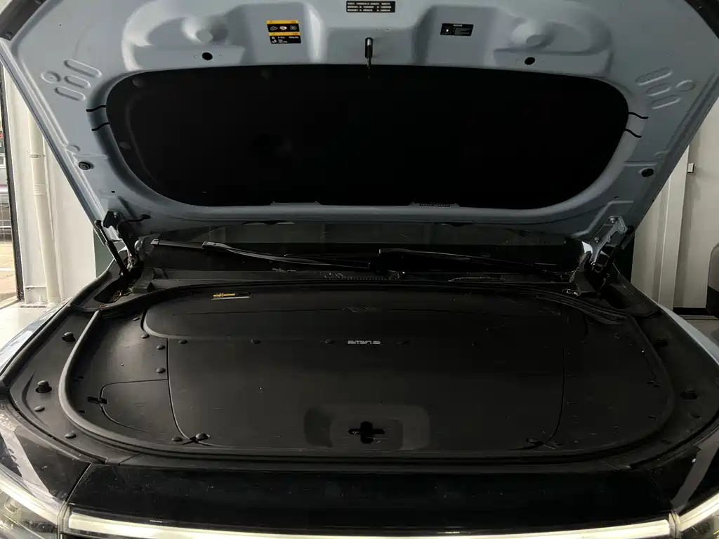 Li Auto ONE 2021 6 мест