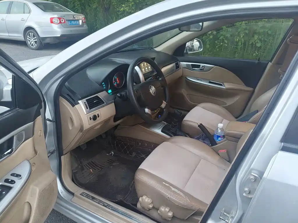 Buick Excelle 2013 1.5L MT