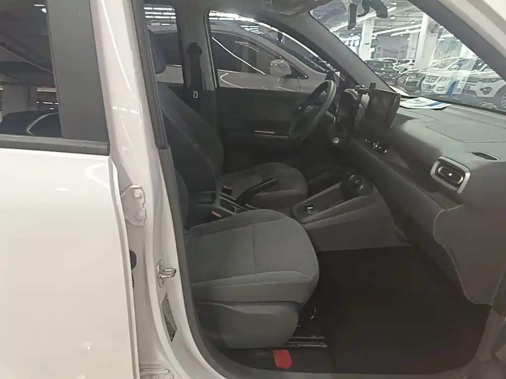 Wuling Hongguang EV — миниатюра 20