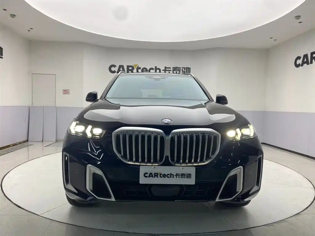 BMW X5 2023 xDrive 30Li M Sport