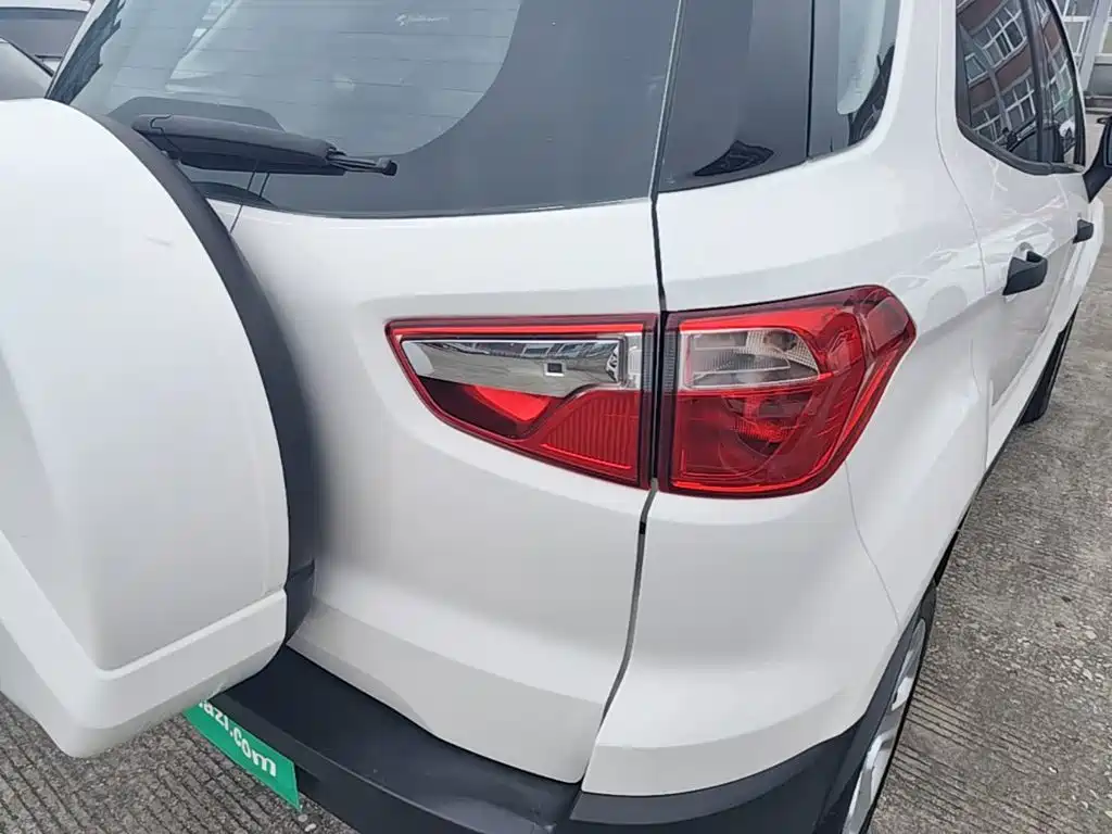 Ford Ecosport — миниатюра 8