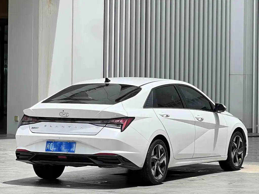 Hyundai Elantra 2021 1.5L CVT GLX Elite