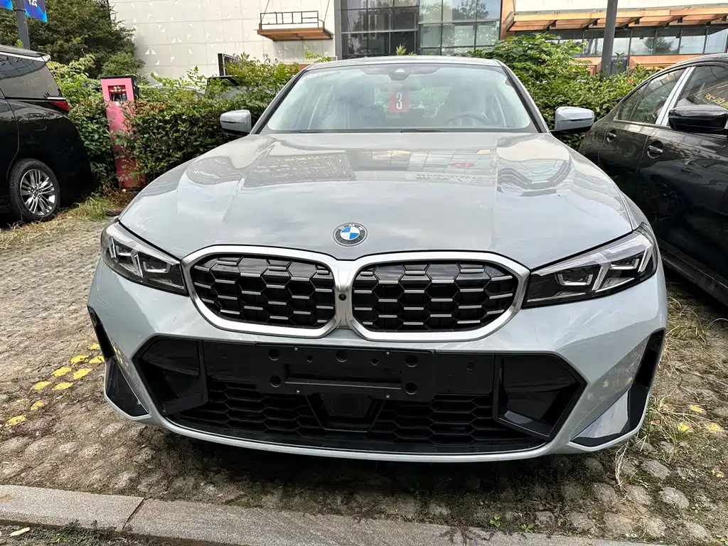 BMW 3 Series — миниатюра 2