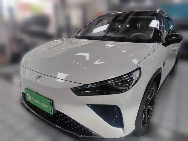 NEZHA AUTOMOBILE NEZHA L 2024