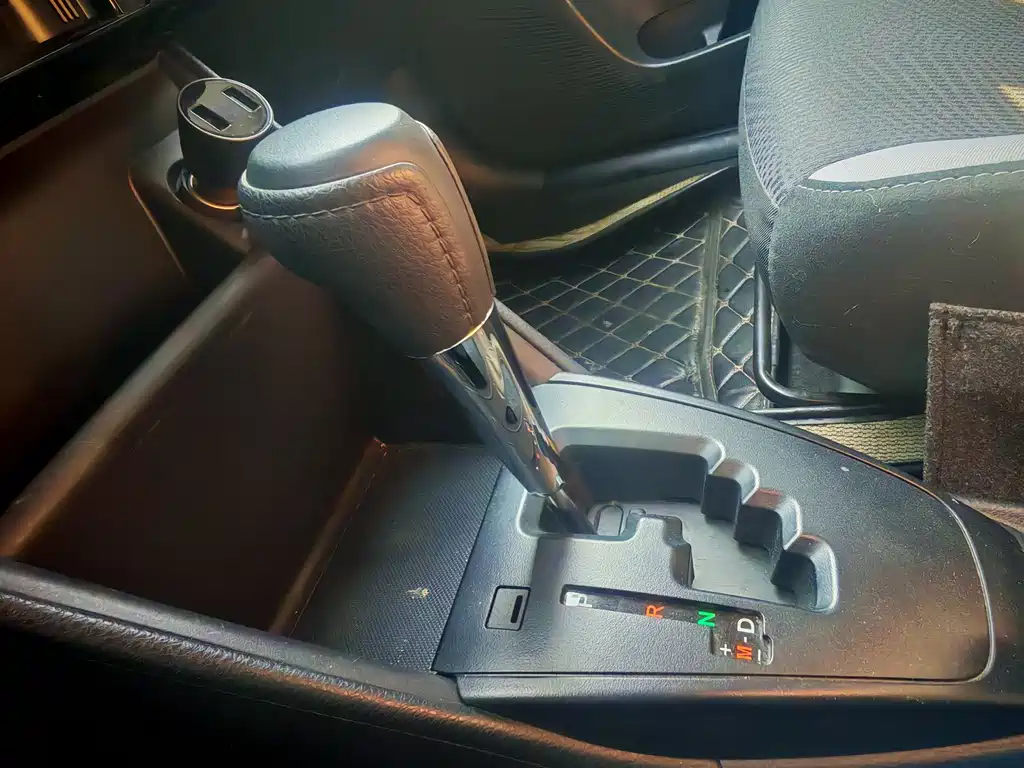 Toyota Yaris L — миниатюра 14