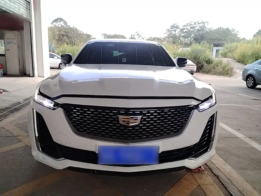 Cadillac CT5 — миниатюра 3