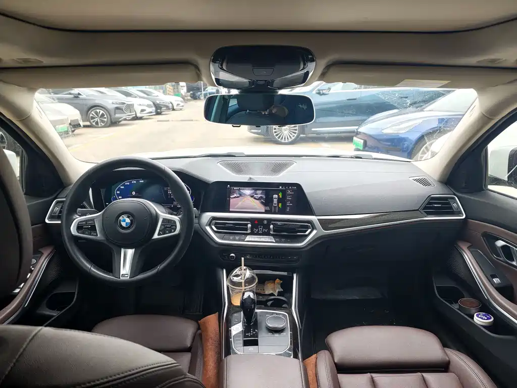 BMW 3 Series — миниатюра 4