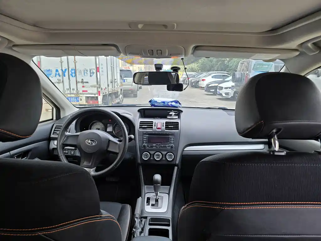 Subaru XV — миниатюра 8