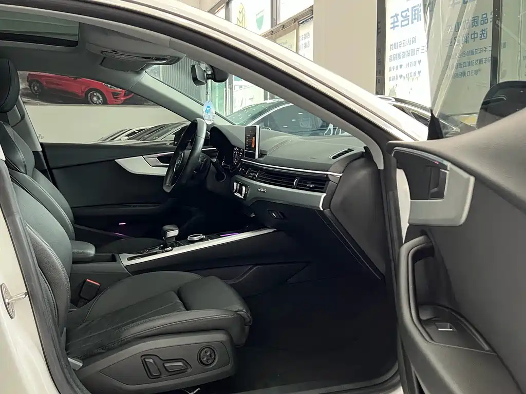 Audi A5 (Import) — миниатюра 7
