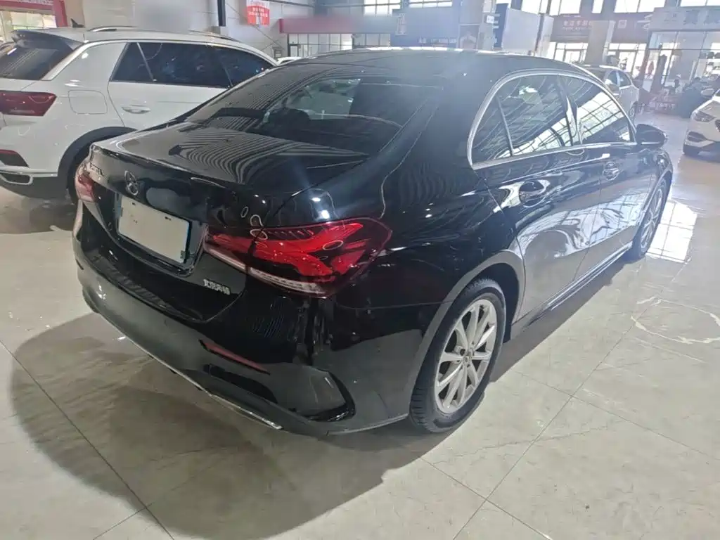 Mercedes-Benz A-Class — миниатюра 7
