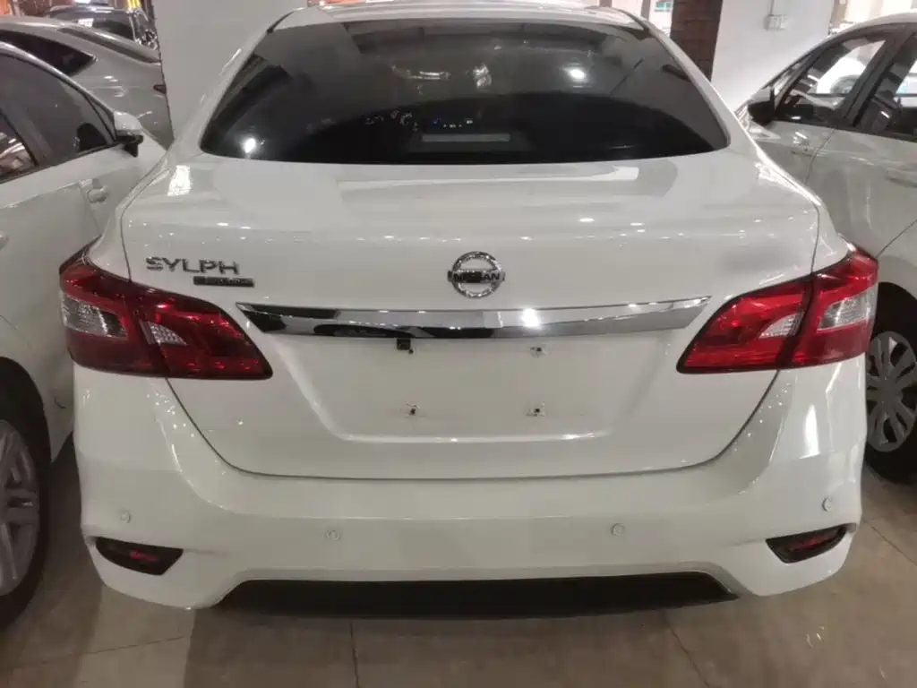 Nissan Sylphy — миниатюра 6