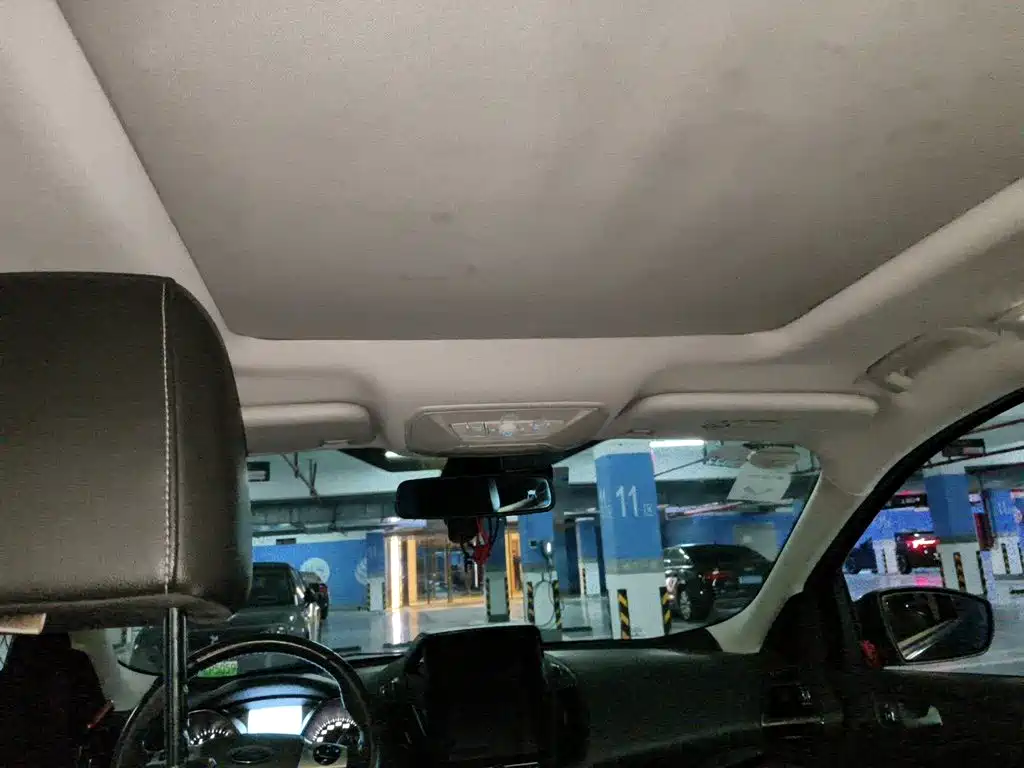 Ford Kuga — миниатюра 9
