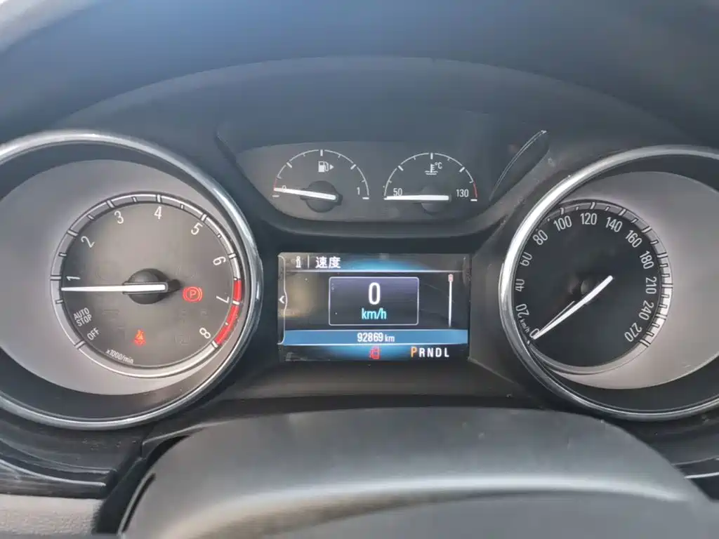 Buick Verano — миниатюра 12