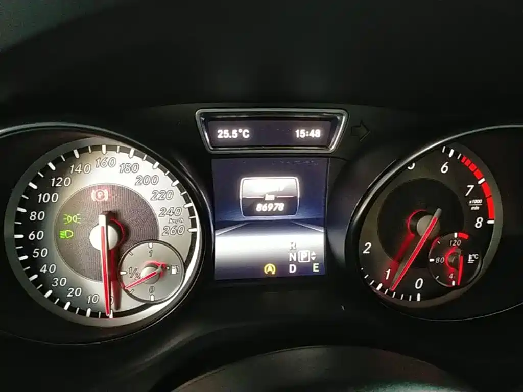 Mercedes-Benz CLA (Import) — миниатюра 12
