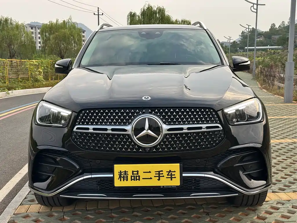 Mercedes-Benz GLE (Import) — миниатюра 2